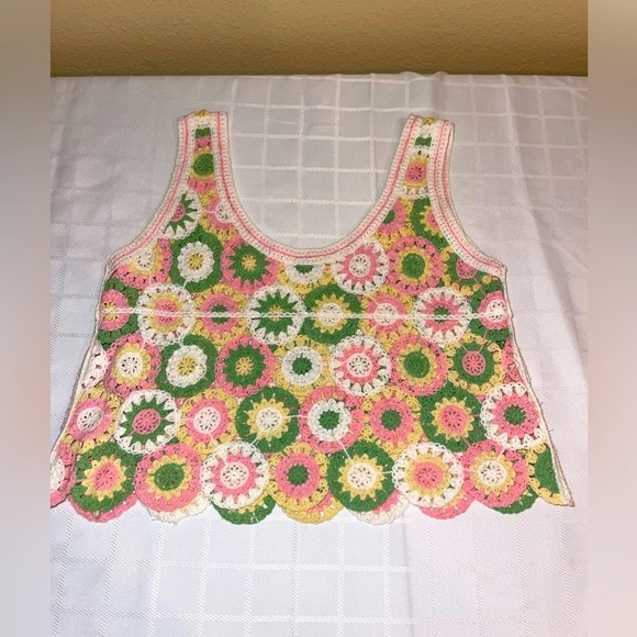 Barbiecore Festival fun Crochet Knit Cropped Tank Top Size Medium Multi-Color - Picture 3 of 10